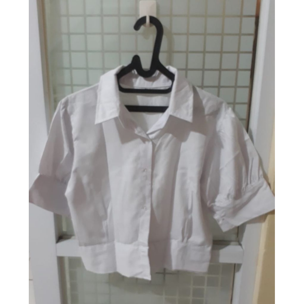 [PRELOVED] Kemeja Putih Crop Top Wanita Outer