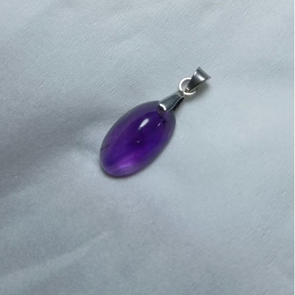 Liontin batu kecubung kalimantan natural