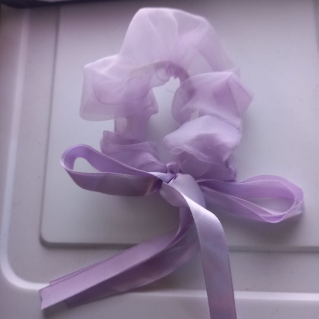 [Preloved] Scrunchie Pita Ungu Lilac