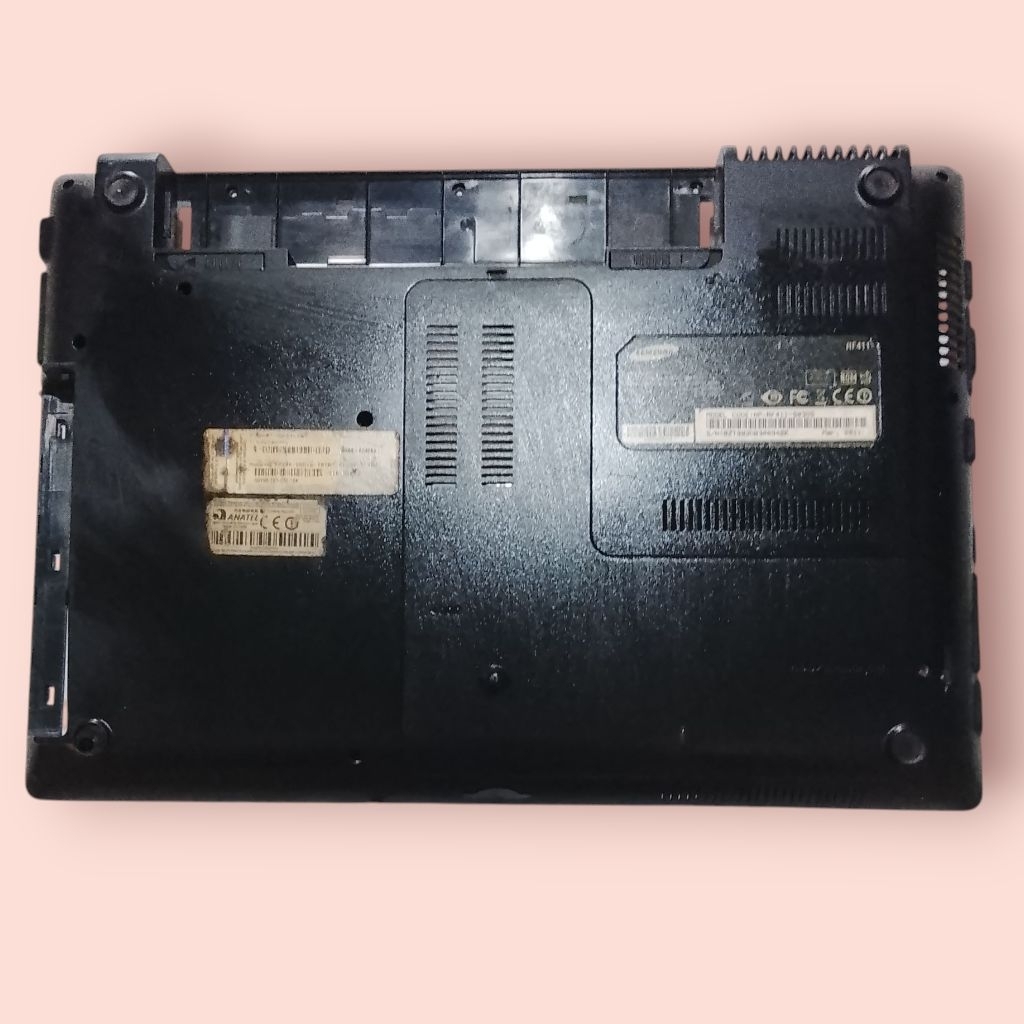 Casing Bottom Laptop Samsung RF411