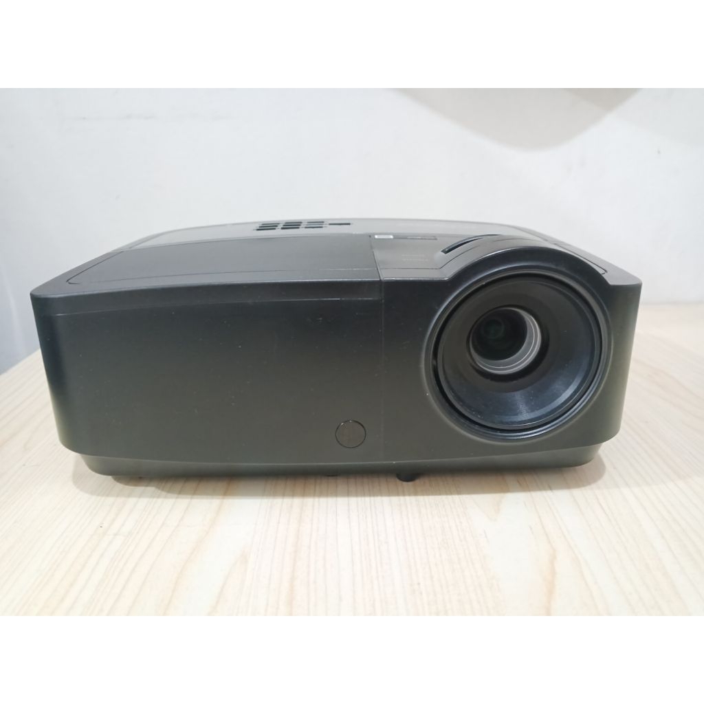 proyektor infocus in112a HDMI