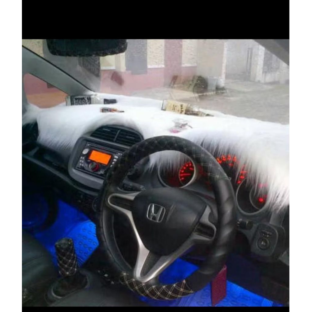 bulu dashboard mobil/taplak meja