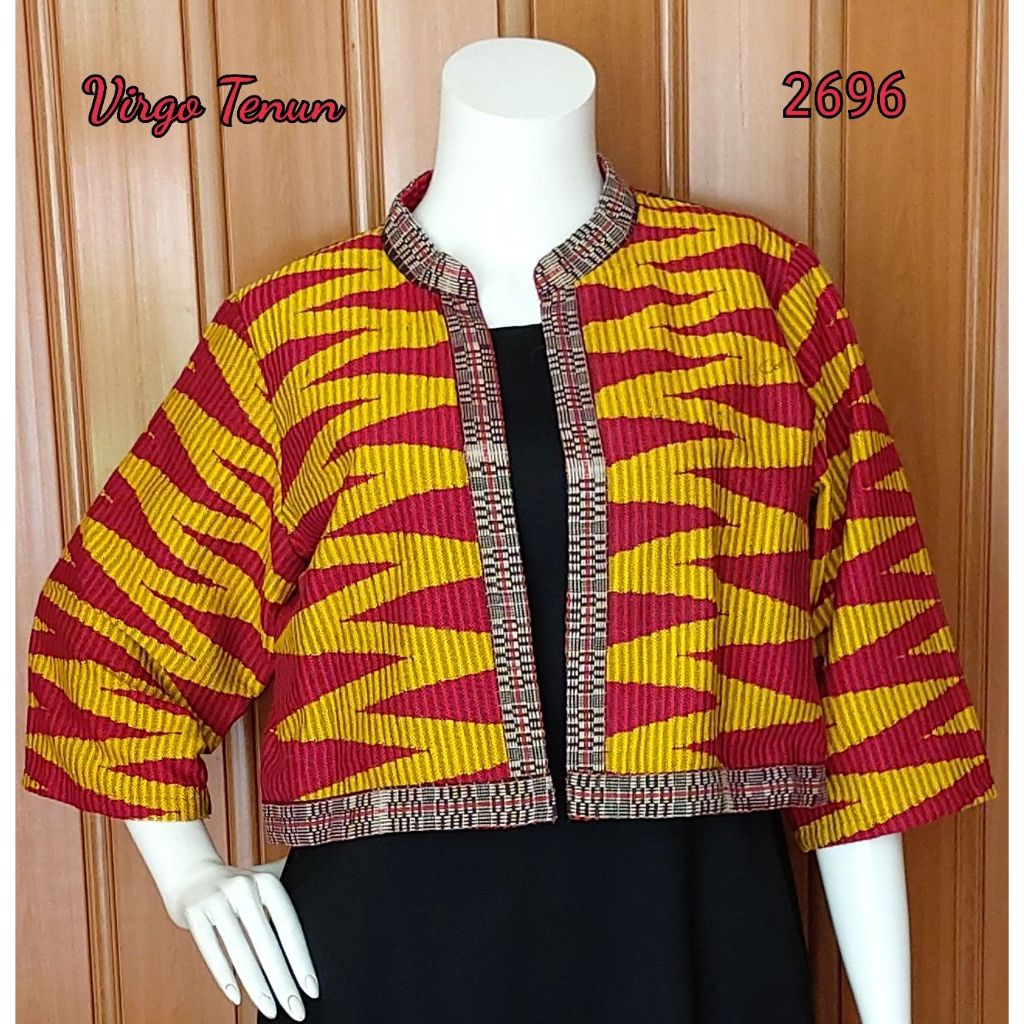 RTW 2696 Outer tenun rangrang Lombok, NTB