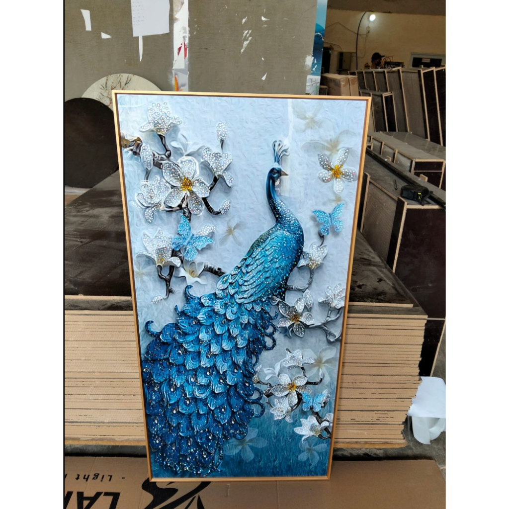 Lukisan Resin Porcelain 5D Diamond | Burung Merak | Hiasan Dinding Mewah Elegan Premium