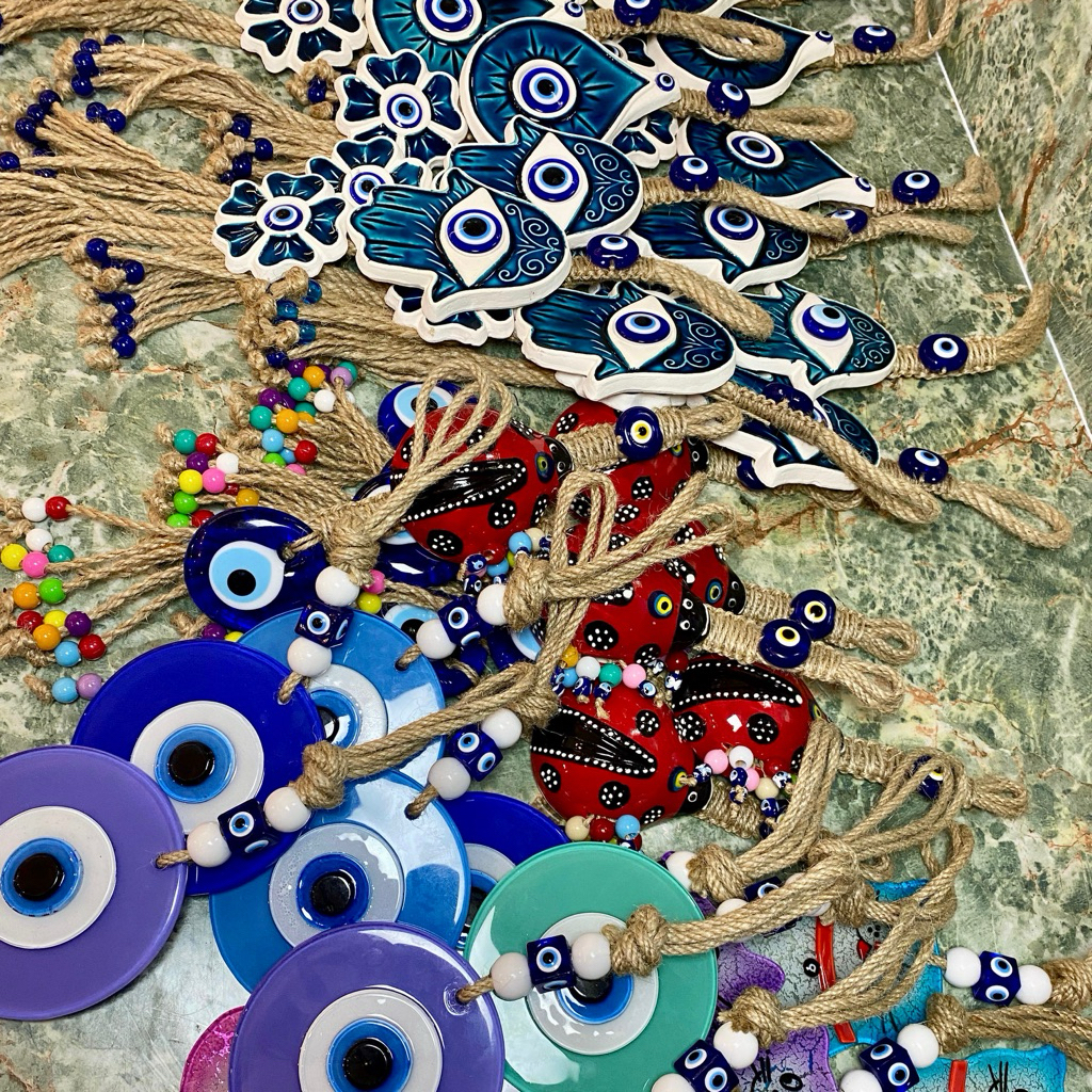 Hiasan Pajangan Dinding Turki / Souvenir Turki Hiasan Dinding Blue Eyes / Pajangan Turki Keramik