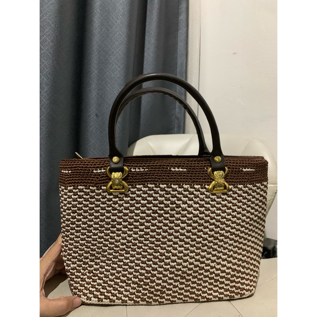 hand bag rajut kinmac tote kecil coklat putih preloved