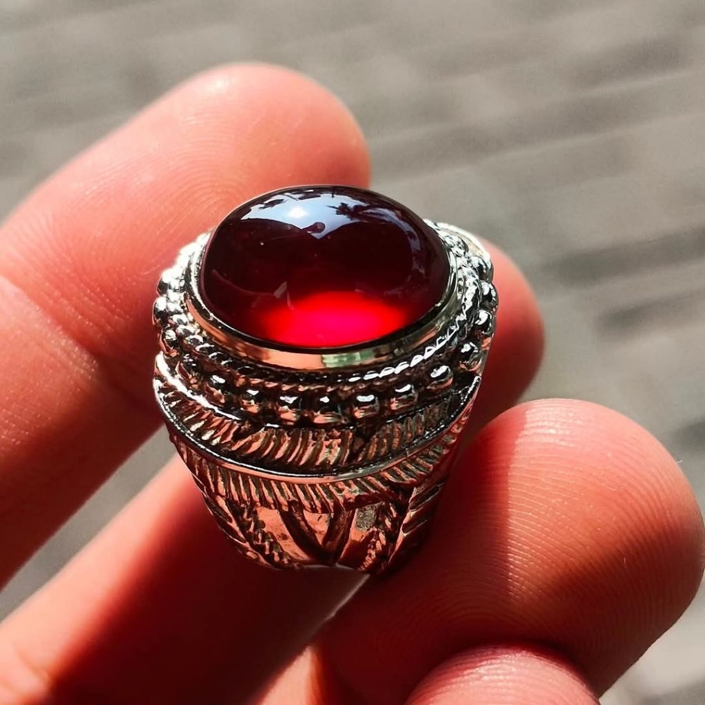 Batu permata Mandarin garnet