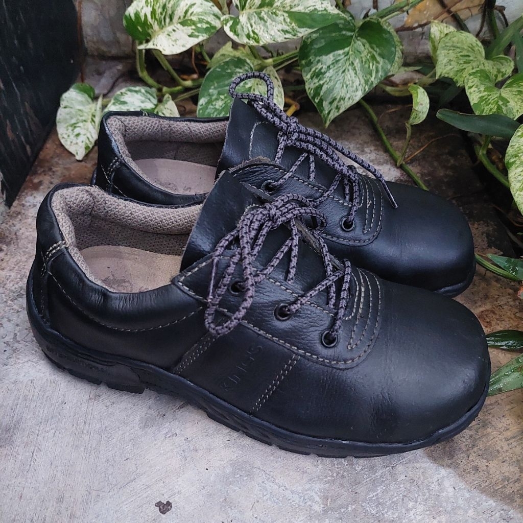 sepatu safety second kings size 40(25cm)
