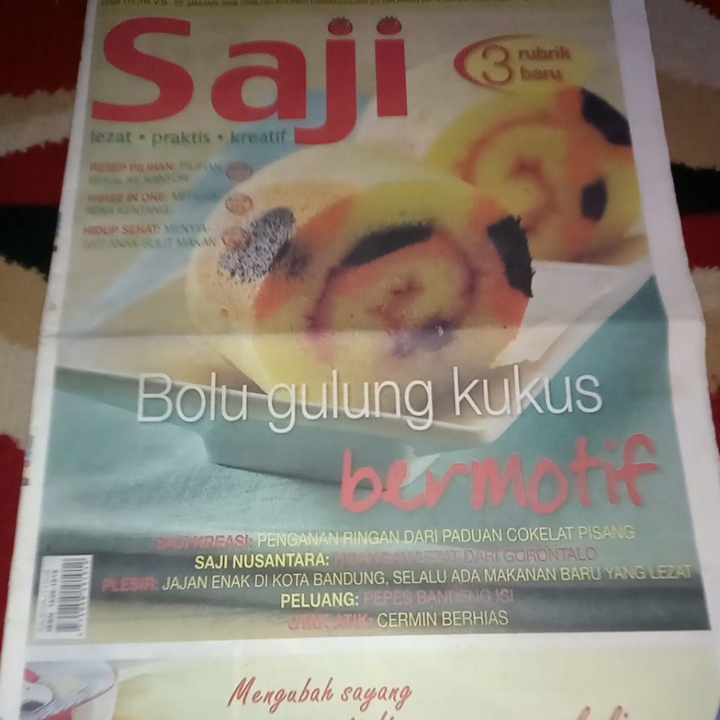 TABLOID KULINER SAJI LEZAT PRAKTIS KREATIF