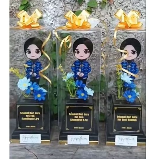 Piala hari guru | seragam keki coklat ( baca deskripsi)