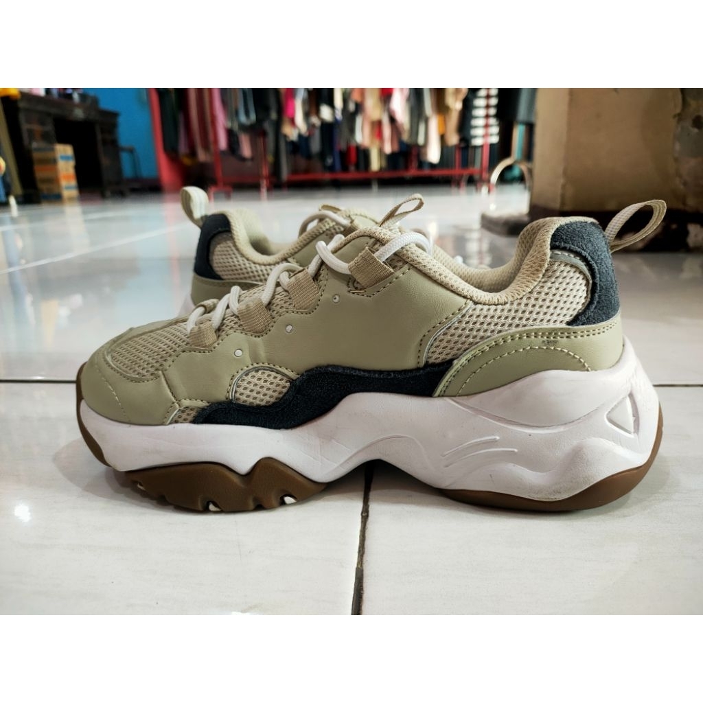 Sepatu Wanita Skecher sketchers D lites 3 size 37