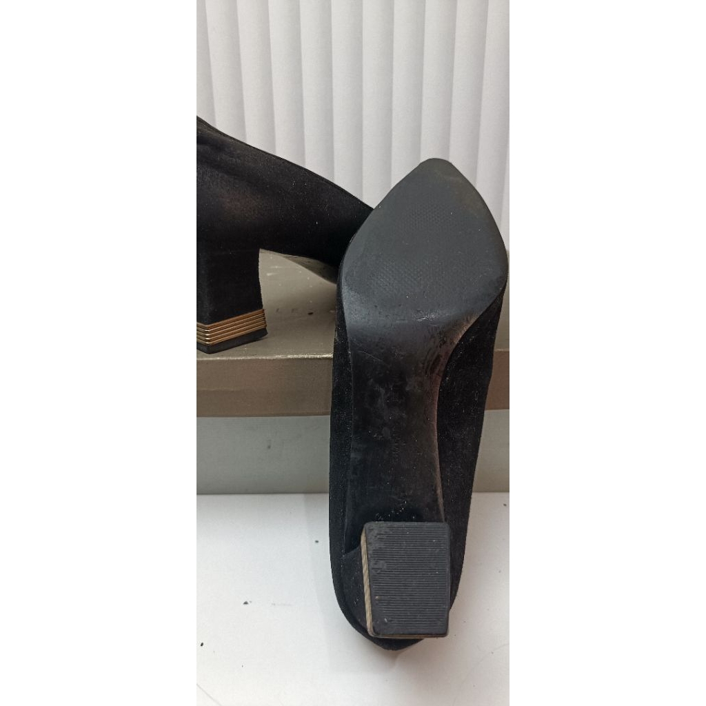 Charles&Keith Heels Preloved