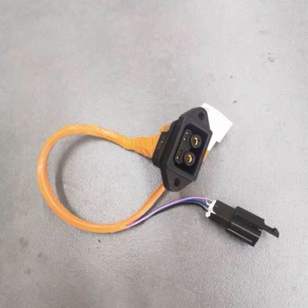 Konektor Socket soket charge cas baterai NIU Gova 03