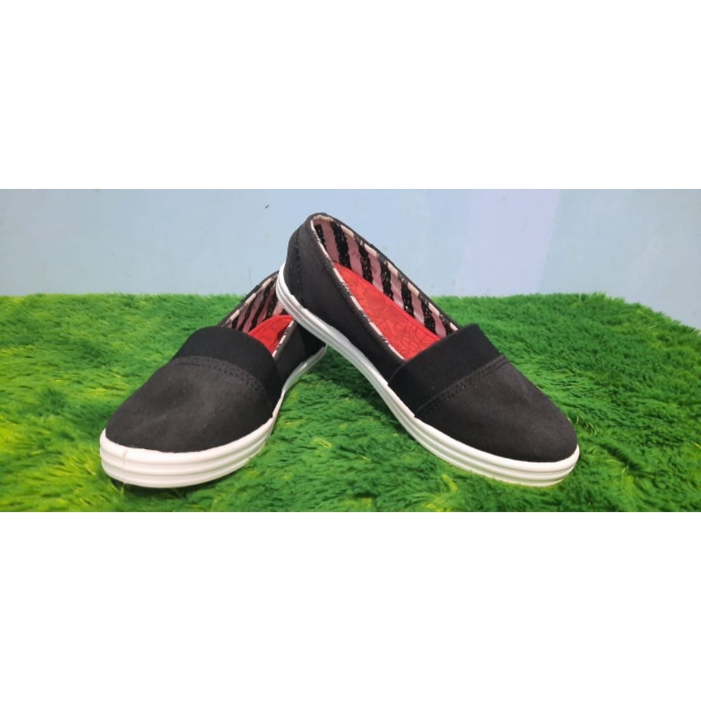 BATA B-FIRST [Produksi Lokal] Sepatu Sneakers