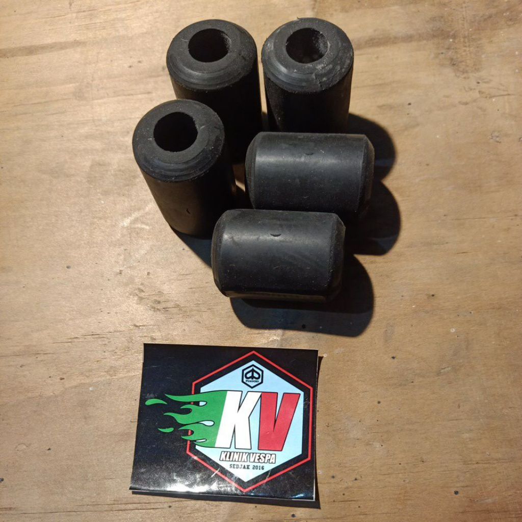 Karet Shok Beker belakang VESPA