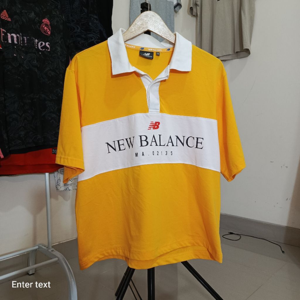 Kaos Rugby New Balance NB Big Logo Yellow Size XL Boxy