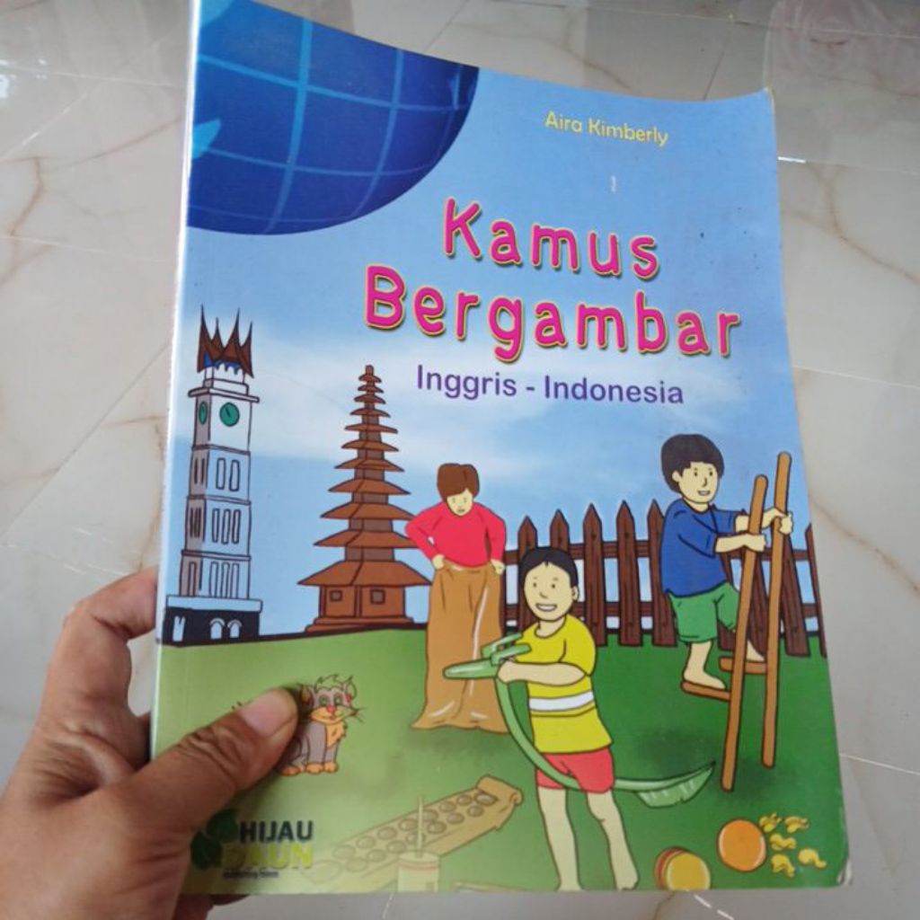 BUKU ANAK KAMUS BERGAMBAR Inggris-Indonesia.