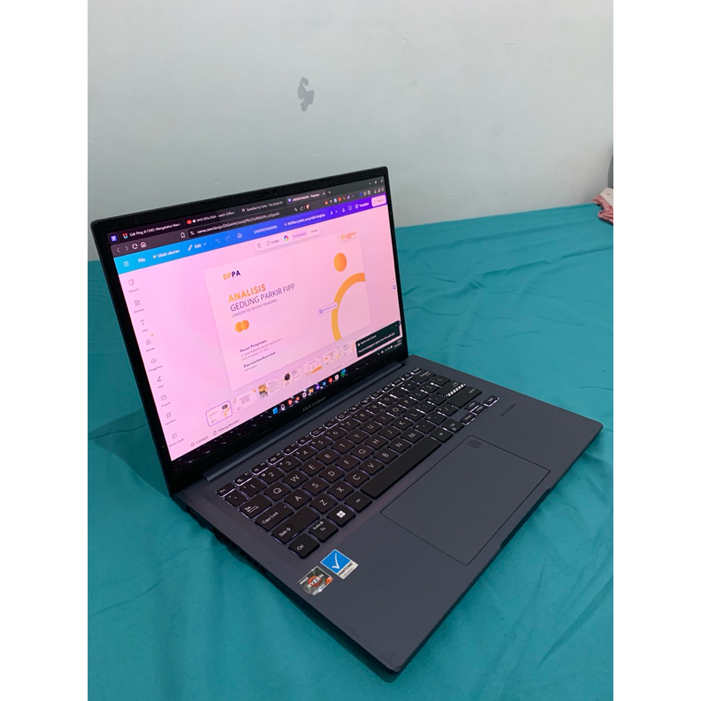 Laptop Asus Vivobook M1403QA 14” OLED 16/512 Ryzen 7 5800H