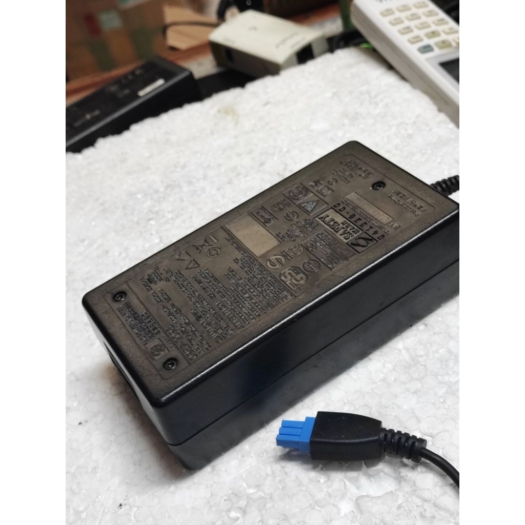 Adaptor printer HP 0957-2093  32V 2500mA Jack biru 3pin