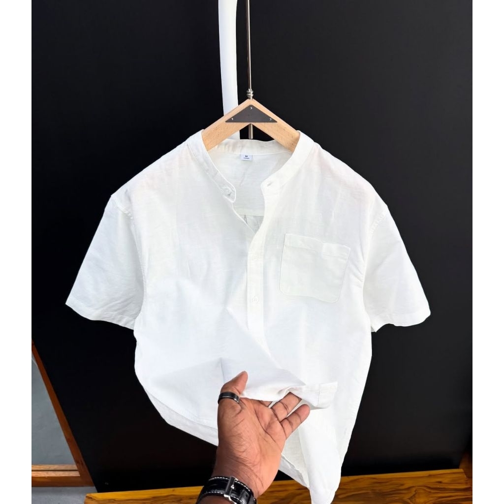 REDY KEMEJA KOKO MODEL SLIMFIT LENGAN PENDEK//KEMEJA KRAH SANGHAY LENGAN PENDEK .UNIQLO. TERLARIS//K