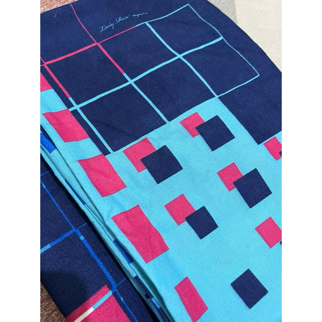 PRELOVED SEPREI LADY ROSE MOTIF RUBIK