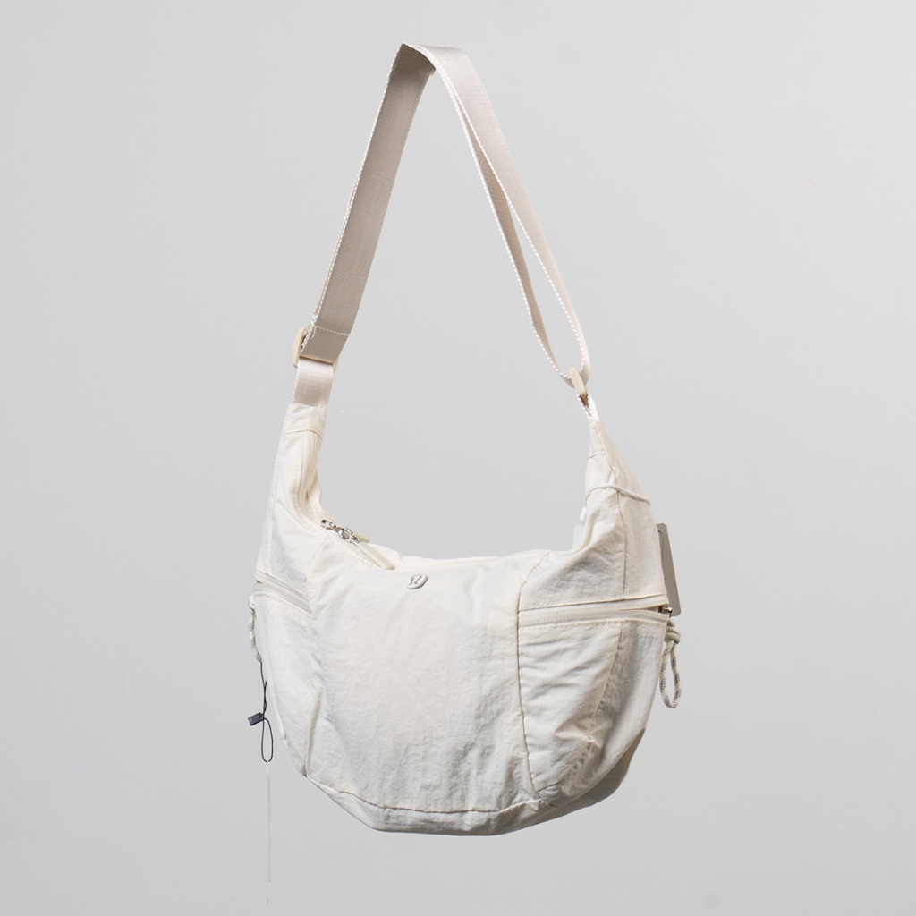 Tas Pria Wanita lululemon Slouchy Sling Bag White