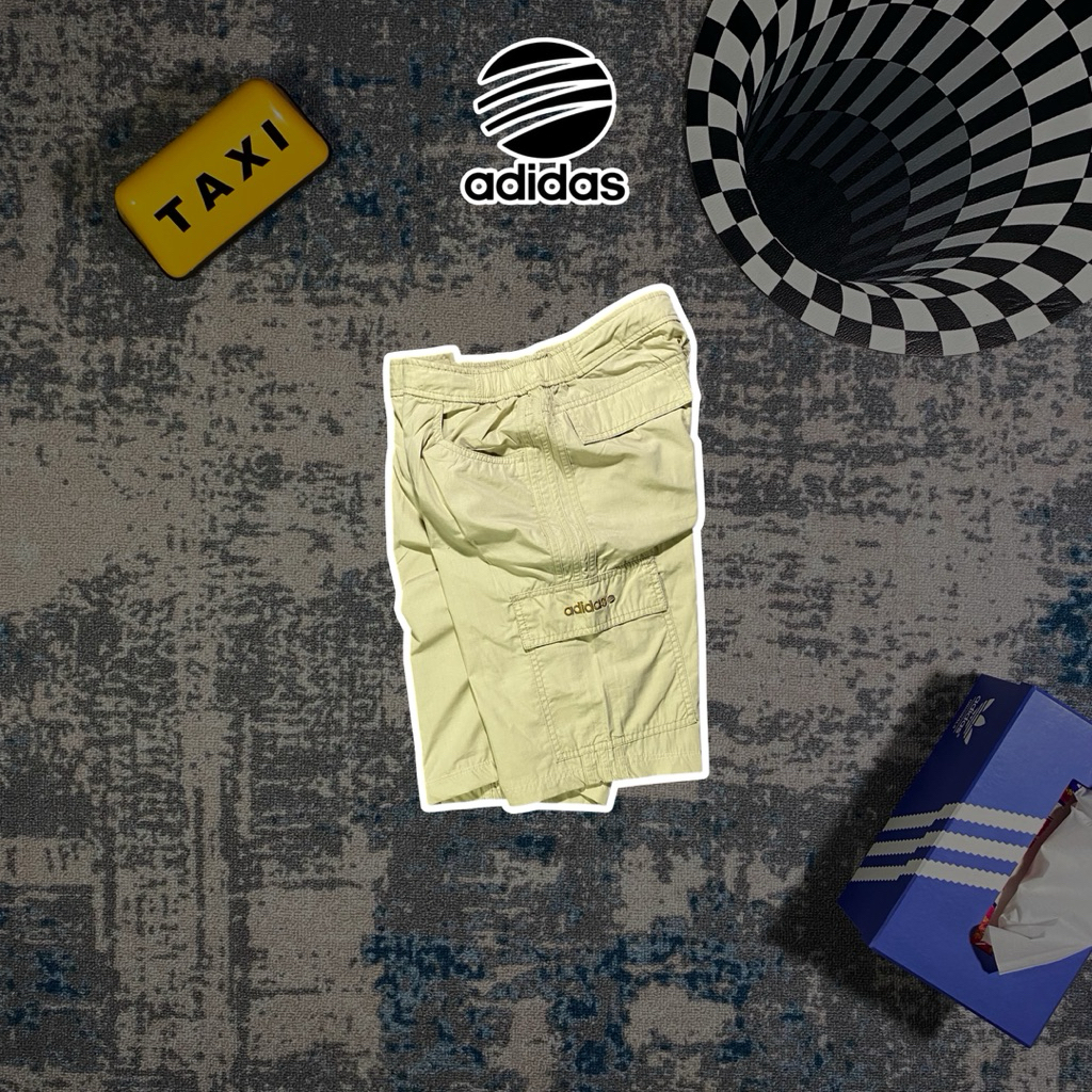 Celana Pendek Chinos Kargo Adidas Neo