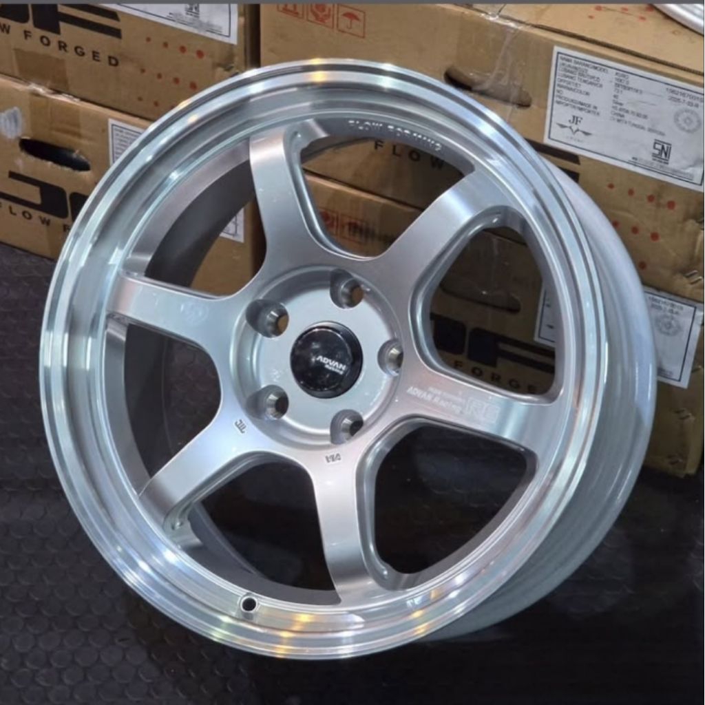 velg advan r6 r17 lebar 8 velg mobil ring 17 untuk mobil innova reborn venturer Innova zenix voxy ve