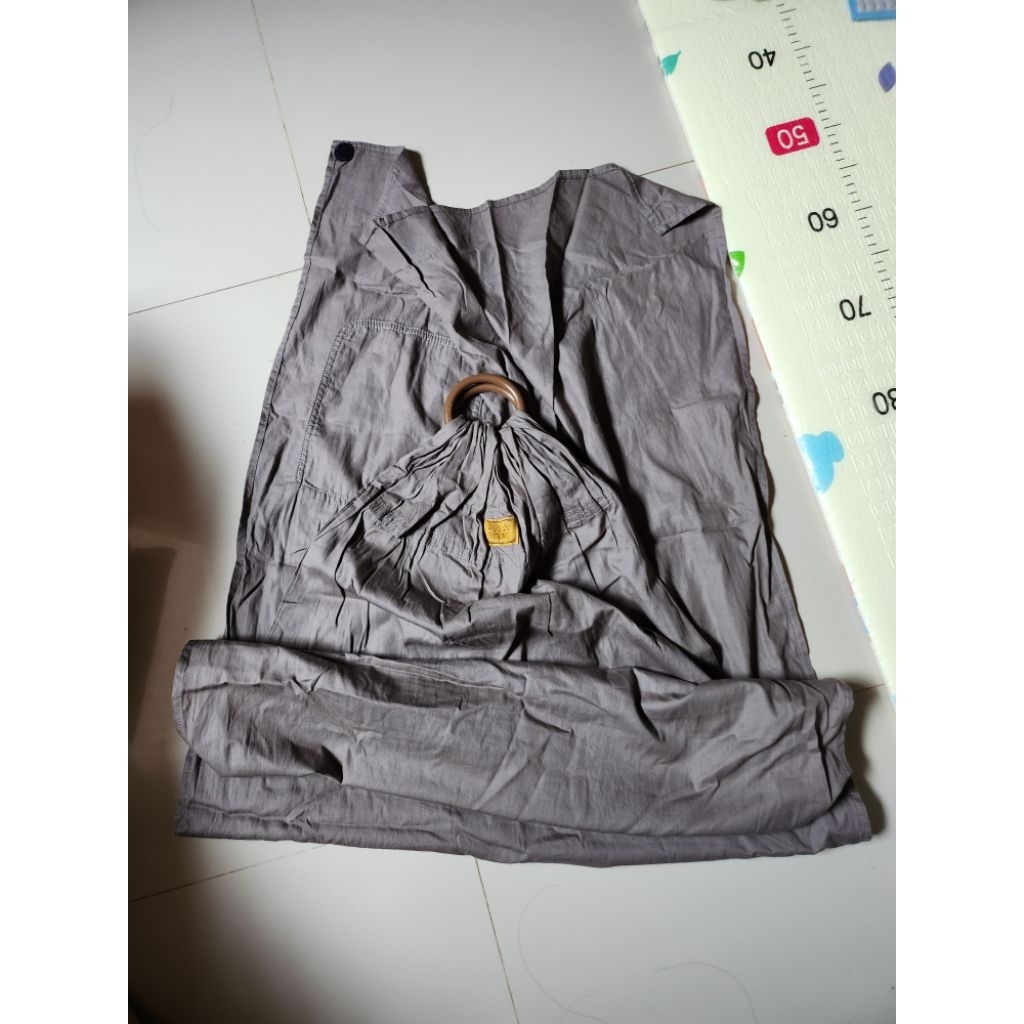 [Preloved] Gendongan Ring Sling Cuddle Me