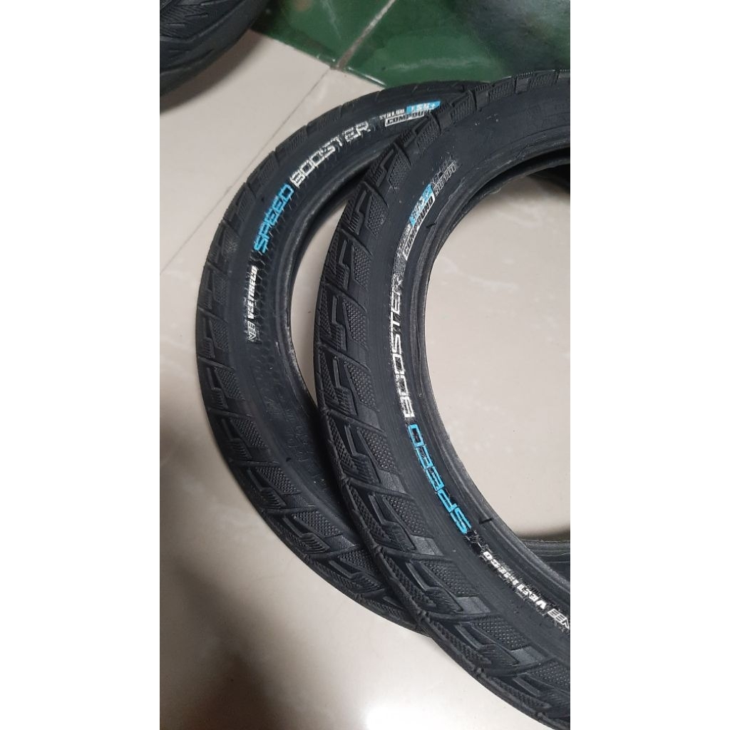 BAN PUSHBIKE VEE TIRE 1W X 1.50