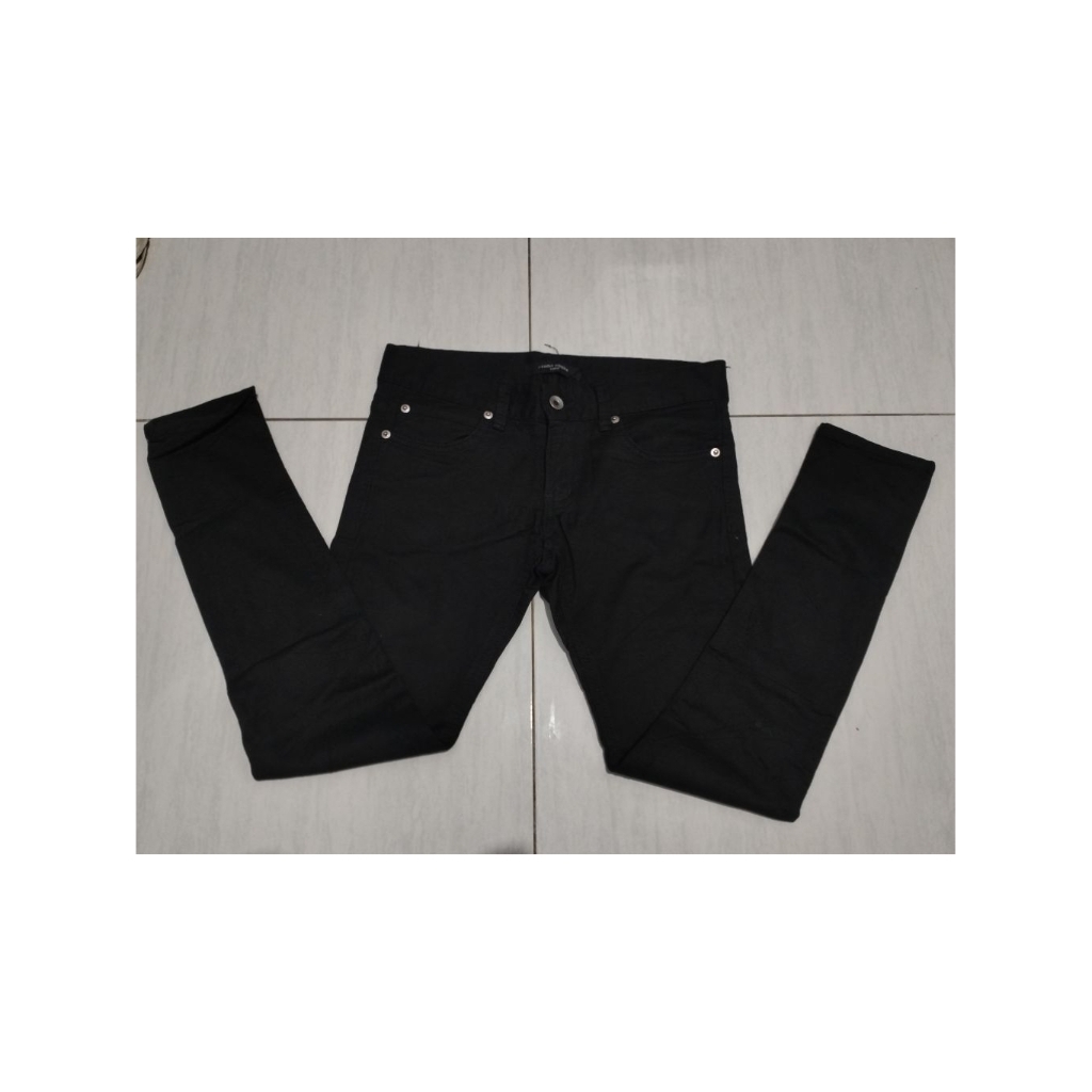 Prelove Celana Soft Jeans Hitam - Codes Combine