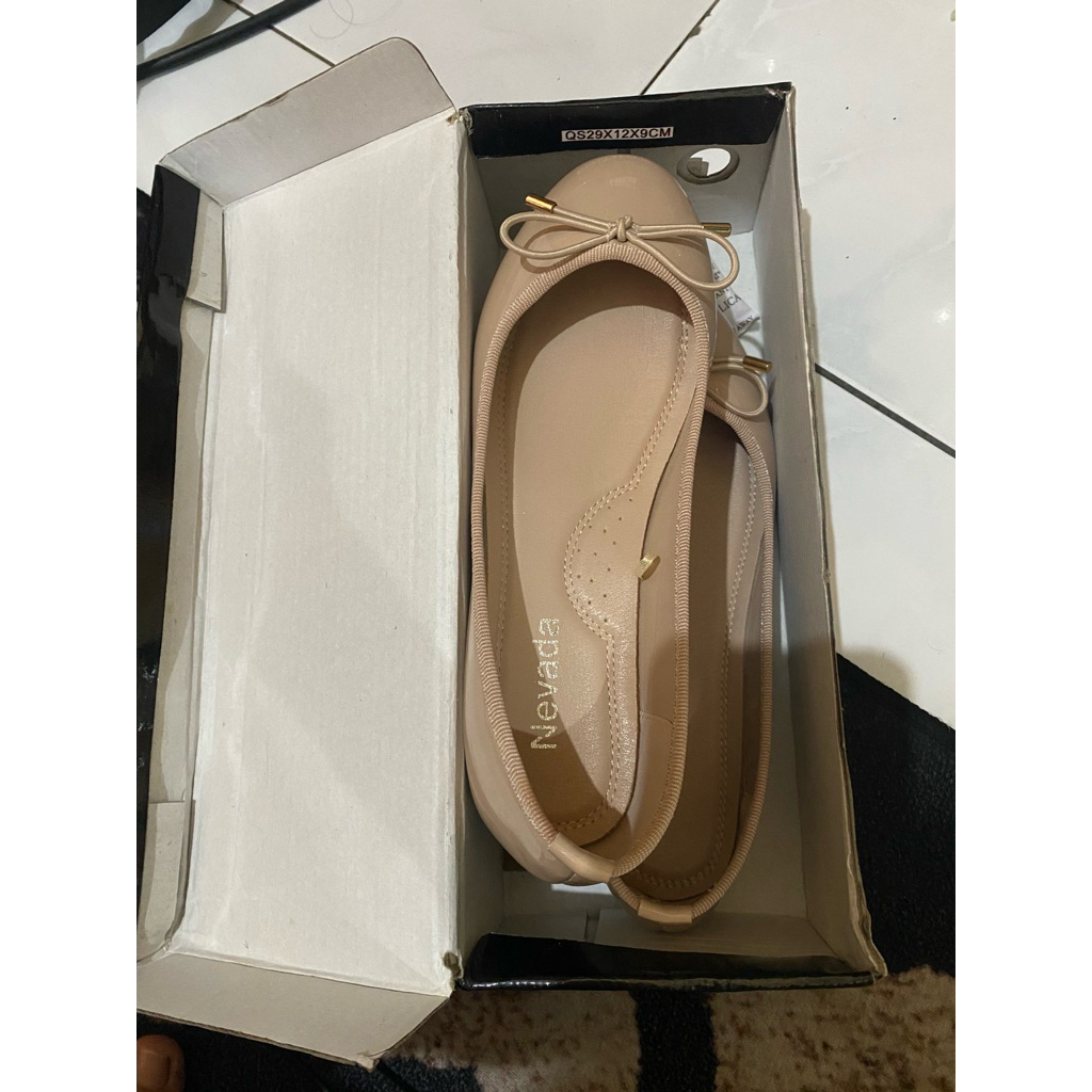 Preloved sepatu nevada new