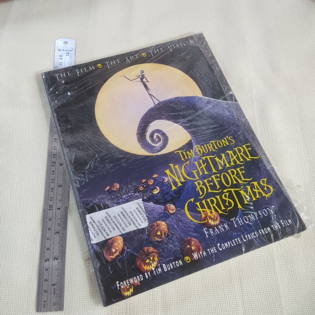 IMPORT nightmare before christmas tim burton jack skelington sally buku softcover soft cover film mo