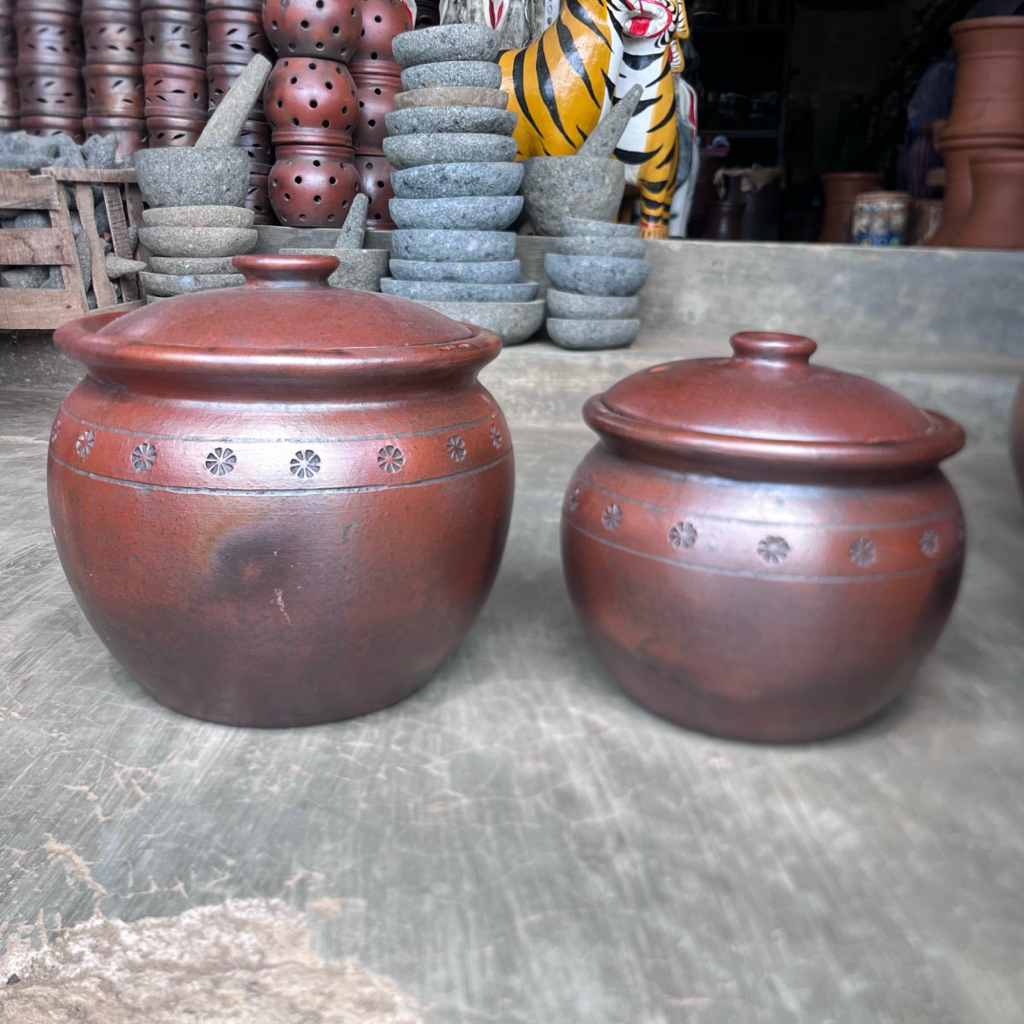 Gentong Panci Empal Gentong Wadah Beras Air Gerabah Tanah Liat