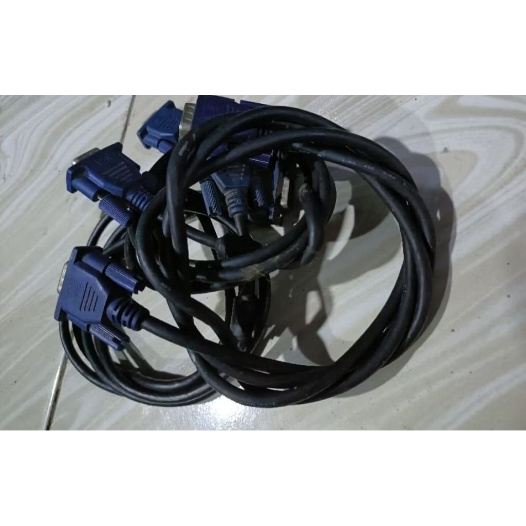 Kabel VGA 1.5M  original copotan PC  cocok untuk Monitor, Proyektor, & PC murah