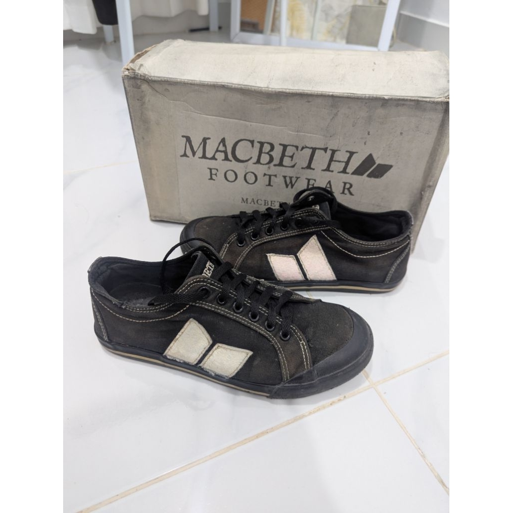 Macbeth Eliot Black Cement (40 fit 41)