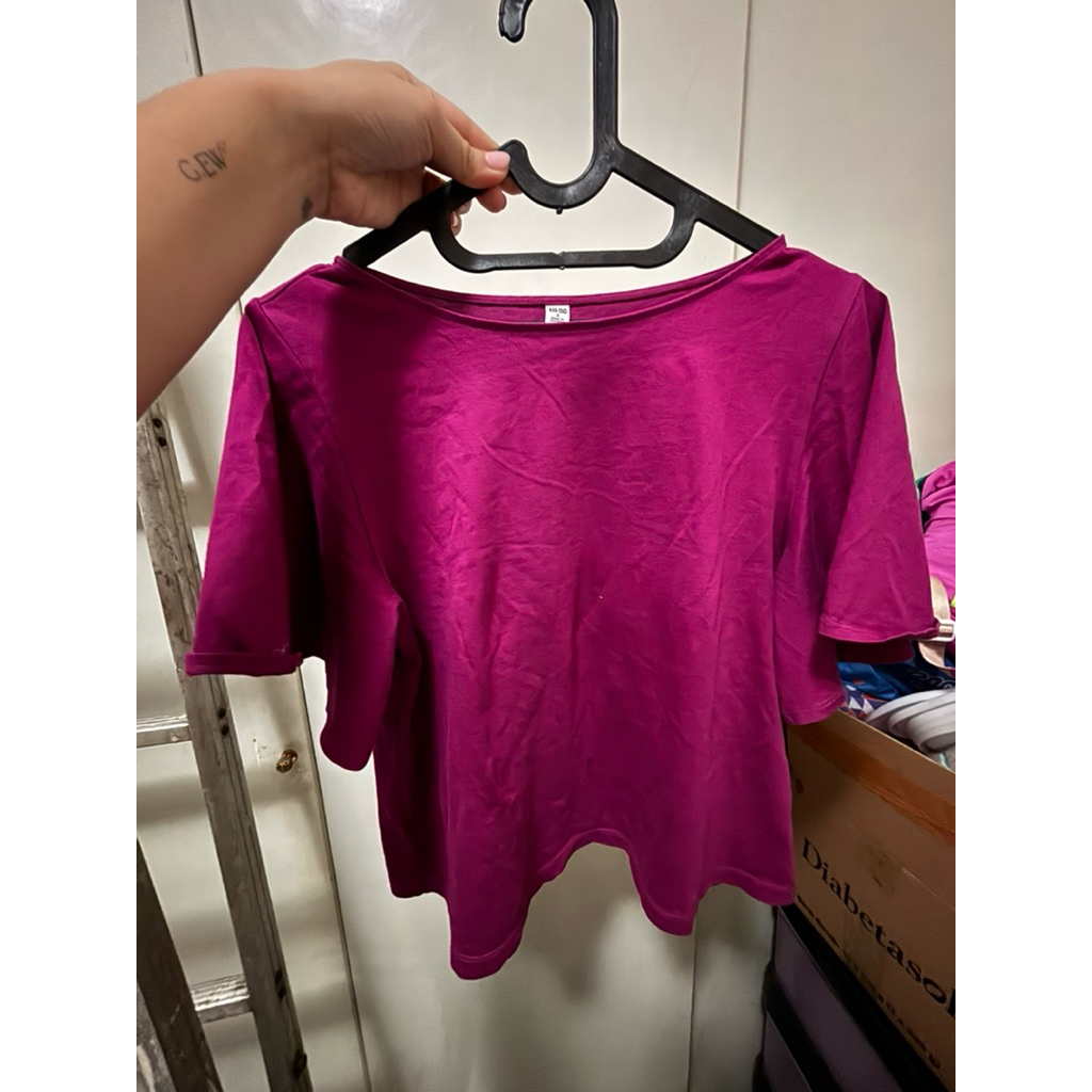 PL blouse Wanita Fuschia By Uniqlo Lengan Pendek