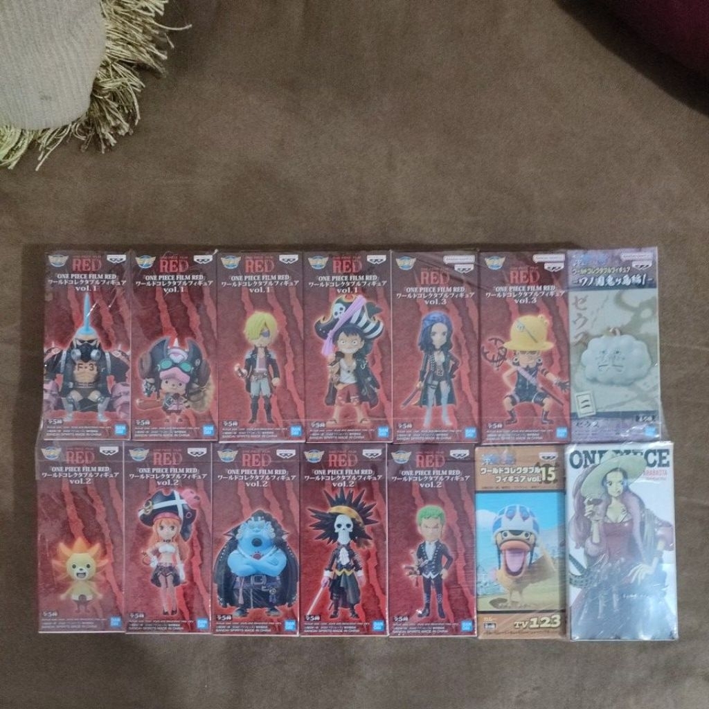 WCF ONE PIECE RED PLUS - ALL LUFFY CREW