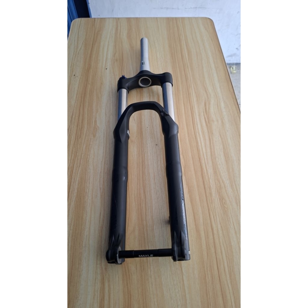 Fork Rockshox Recon RL 27.5" T150 Stanchion 32 rebound lock