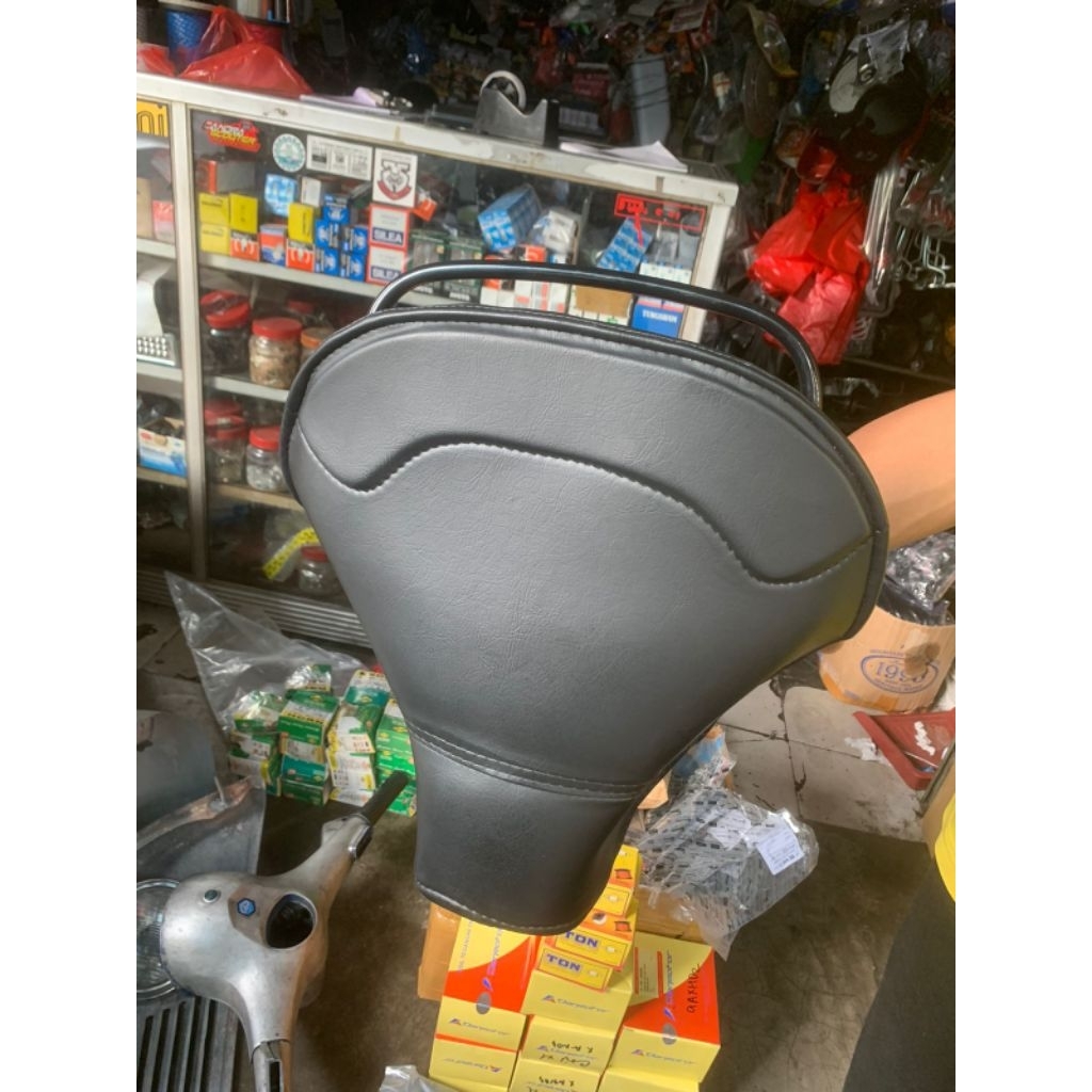 Jok Bibir Tipis Jok Depan Vespa Original MG Jok vespa super sprint vbb vnb vba vna bajaj