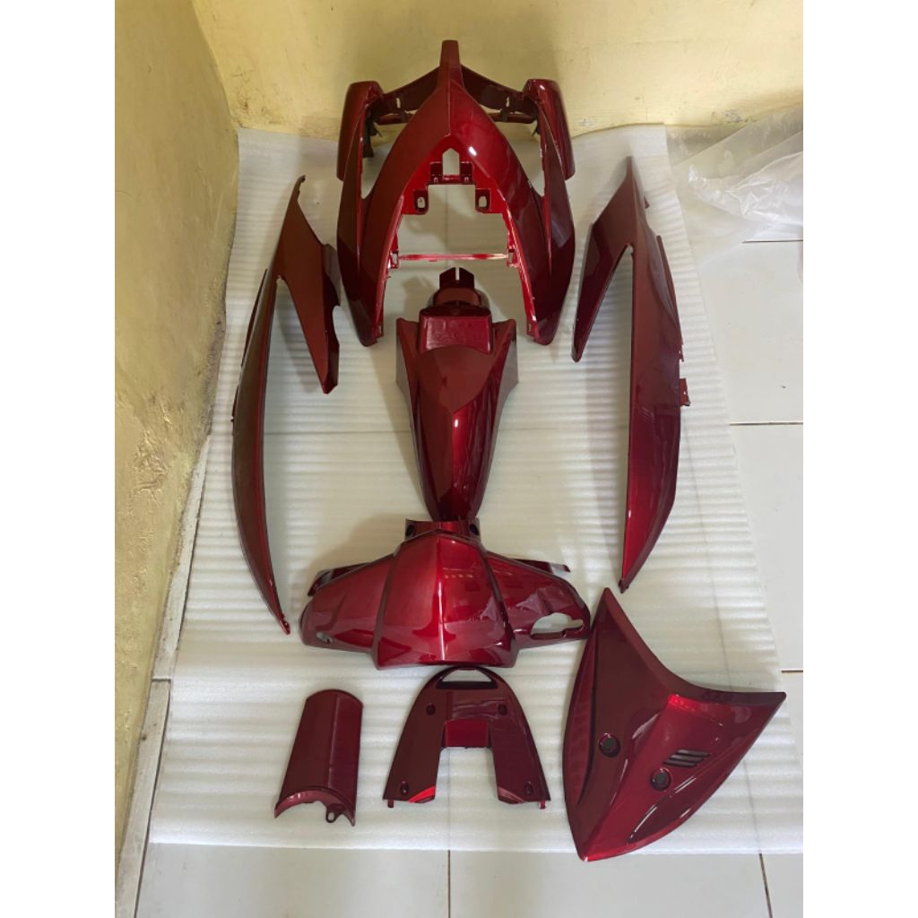 COVER BODY VARIO CW GEN1 MERAH CANDY