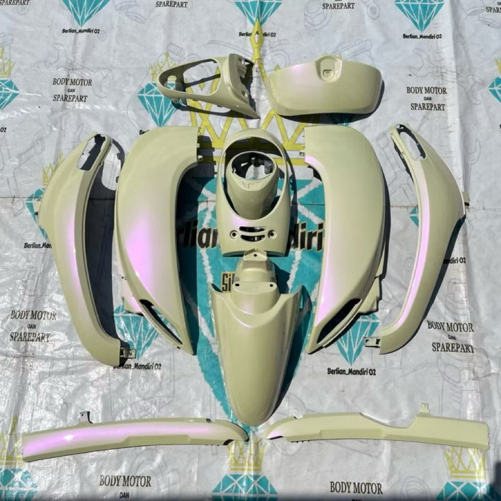 COVER FULL BODY HALUS SCOOPY FI THN 2013-2015 COSTEM WERNA CREAM LEMBAYUNG UNGU