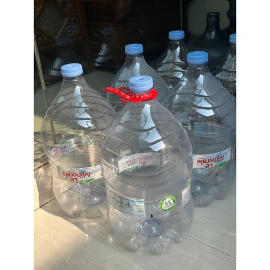 galon le mineral bekas