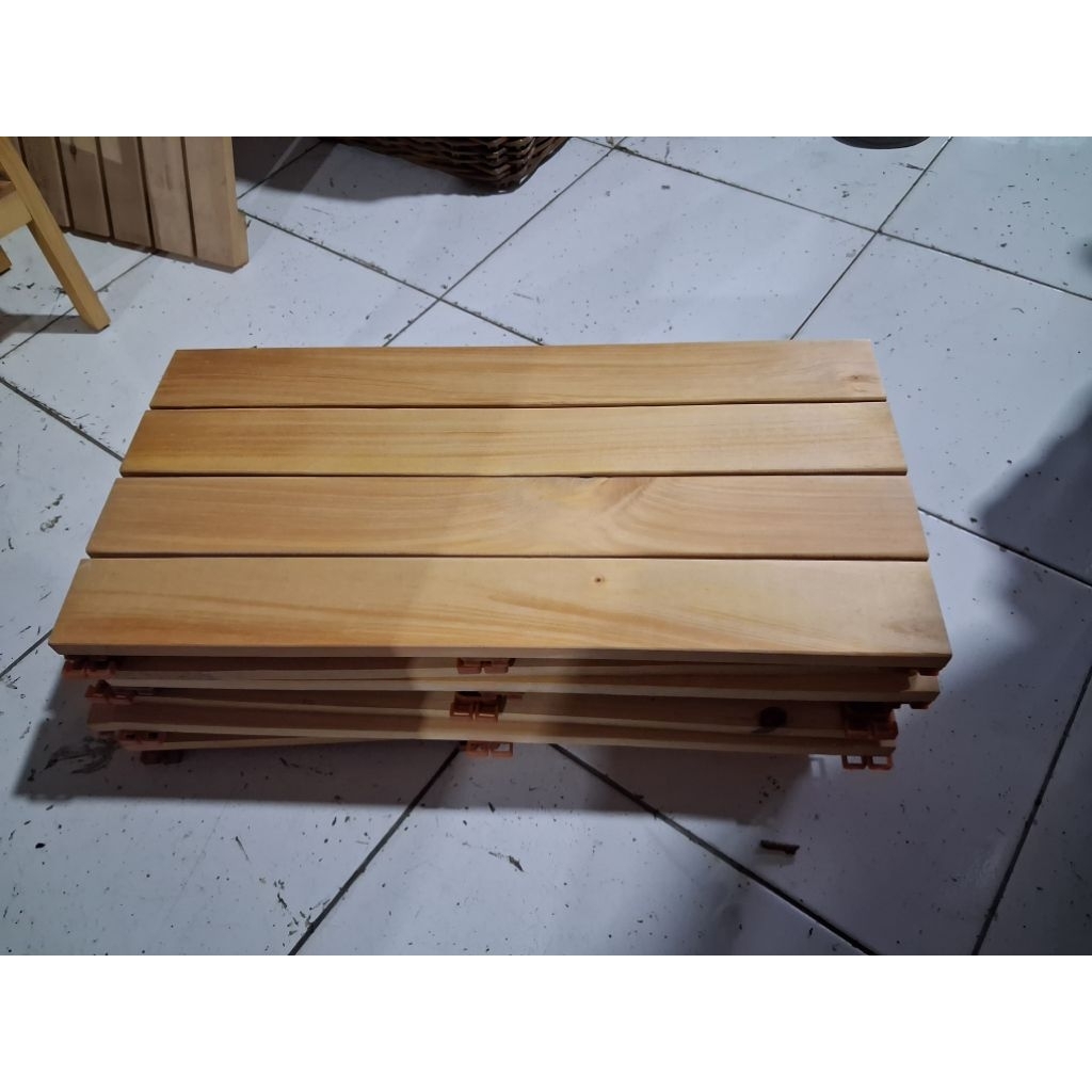 alas lantai kayu pinus kualitas ekspor