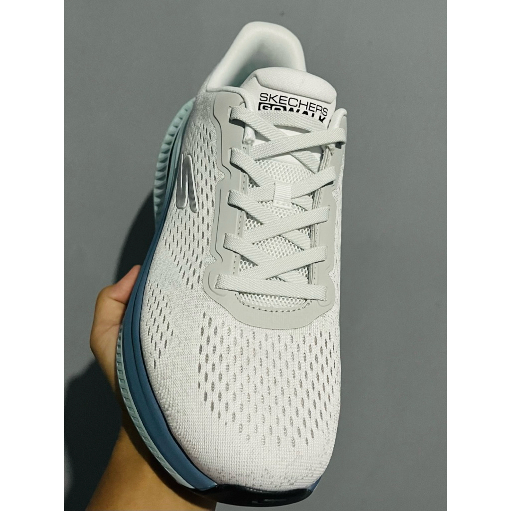 Skechers go walk max