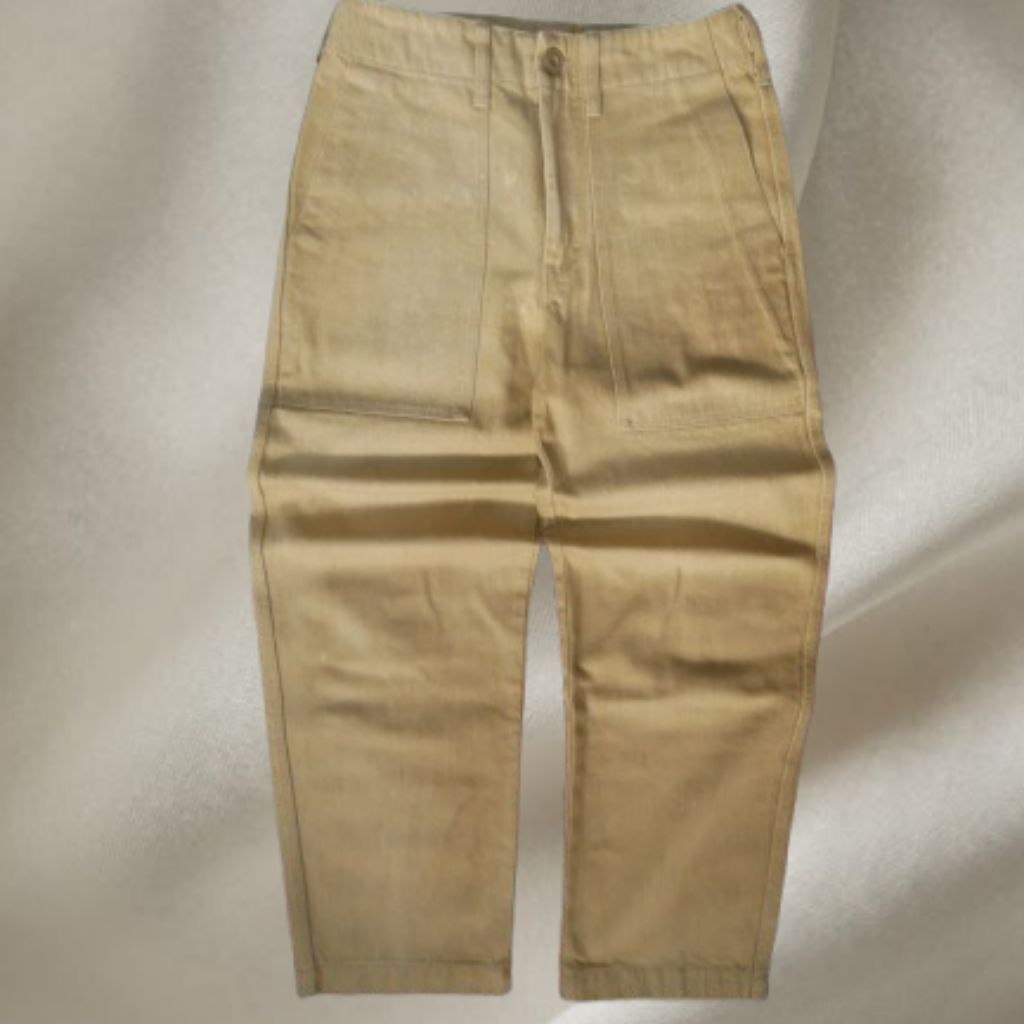 Celana fatigue Uniqlo cream