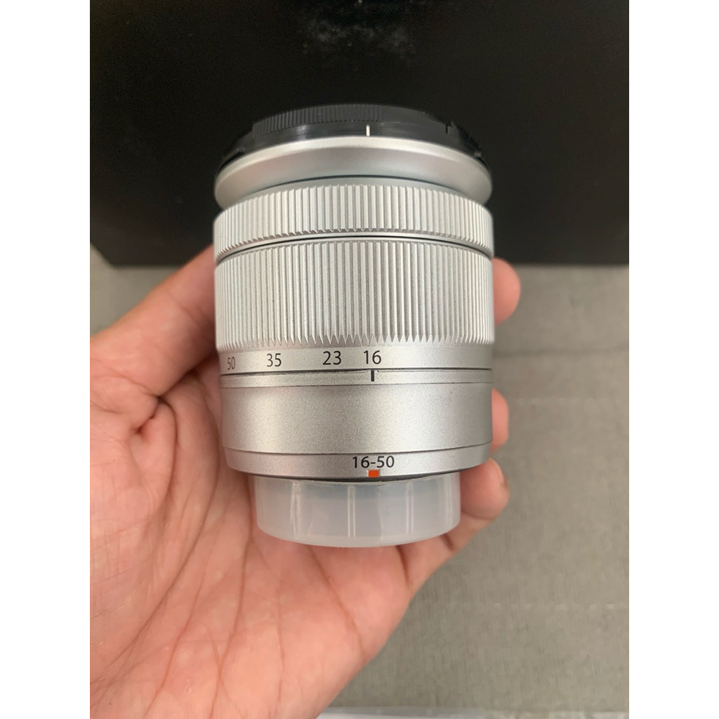 Lensa Fujinon XC 16-50mm OIS II Mulus
