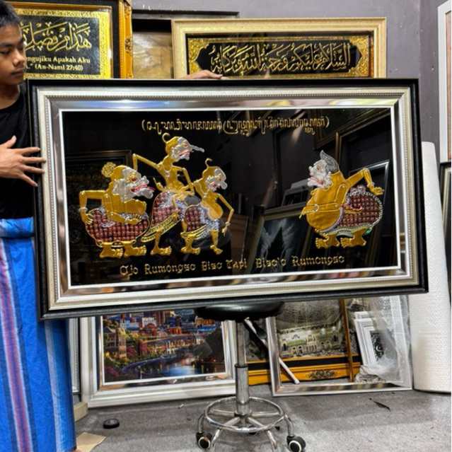 Hiasan Dinding Punokawan Semar Gareng Petruk bagong