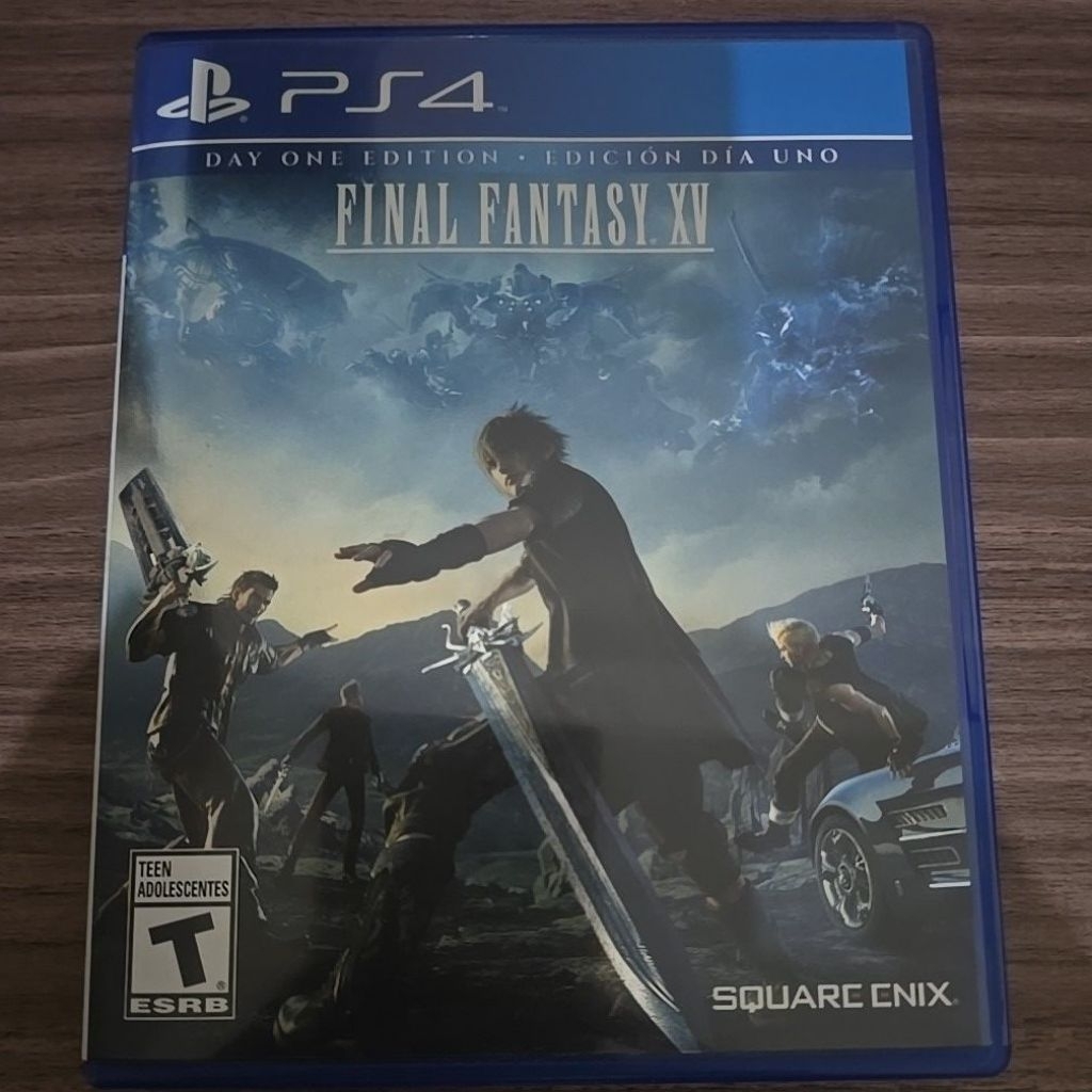 PS4 Final Fantasy XV steelcase (second)