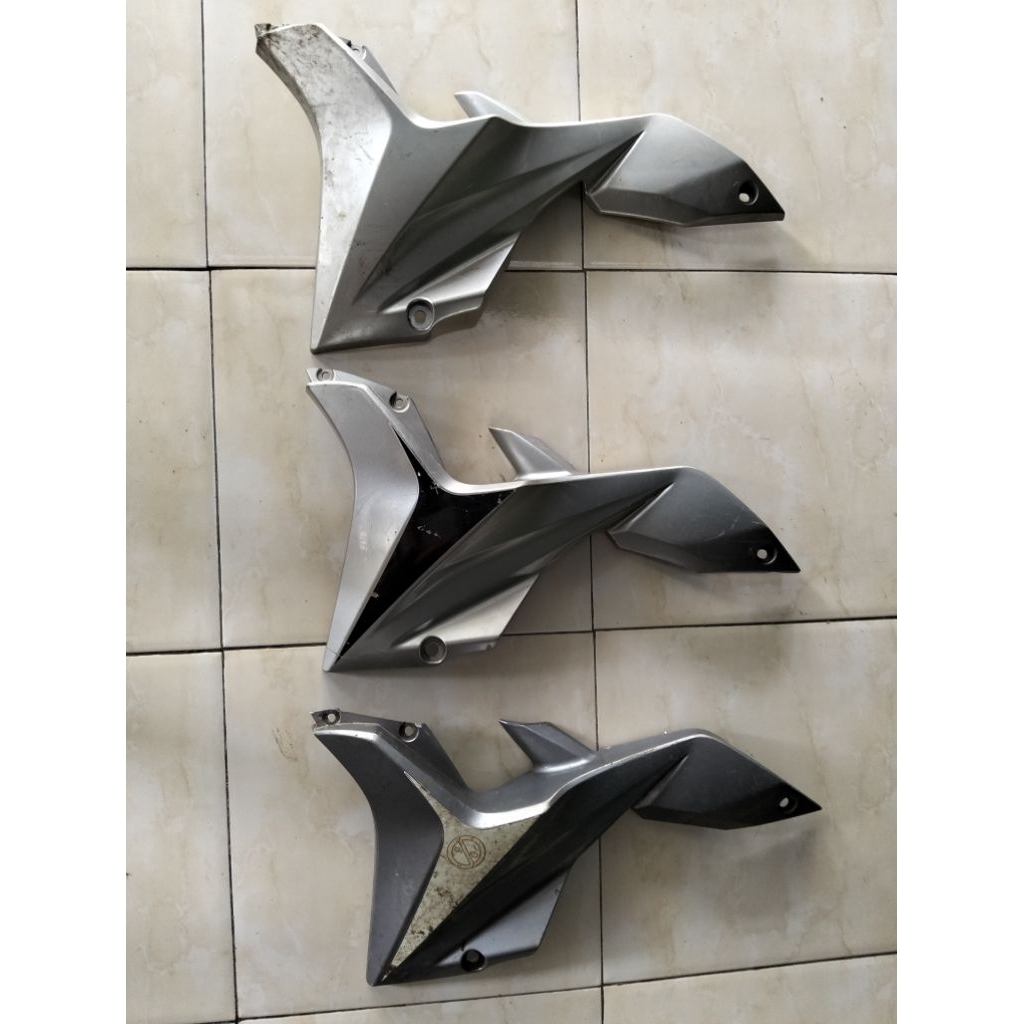 sambungan body bawah Honda Blade lama original seken sebelah